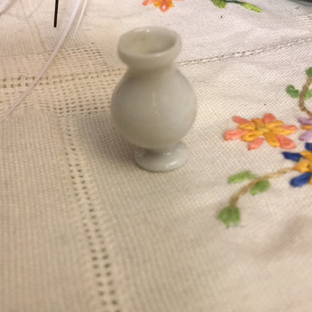 Miniature doll vase 1 1/4” vase porcelain